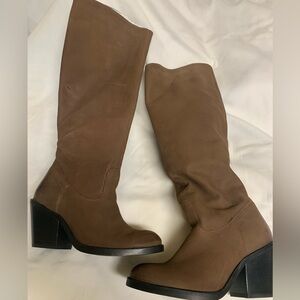 NWT H&M Brown Leather Knee-High Women's Boots Sz 37/6